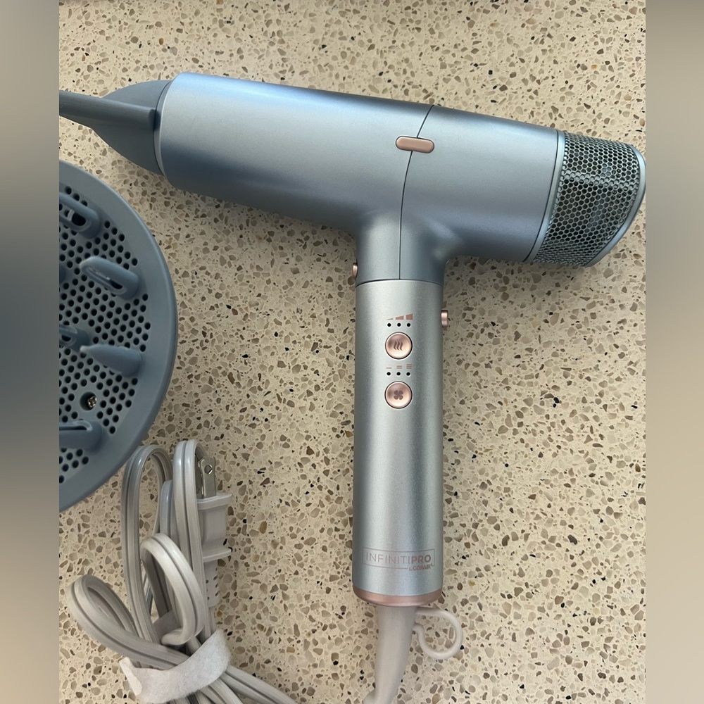 Hair Dryer - Silver and Gray